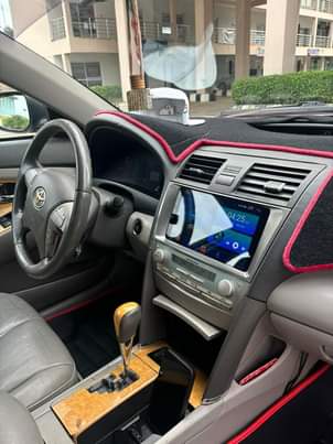 A picture of TOYOTA CAMRY 09