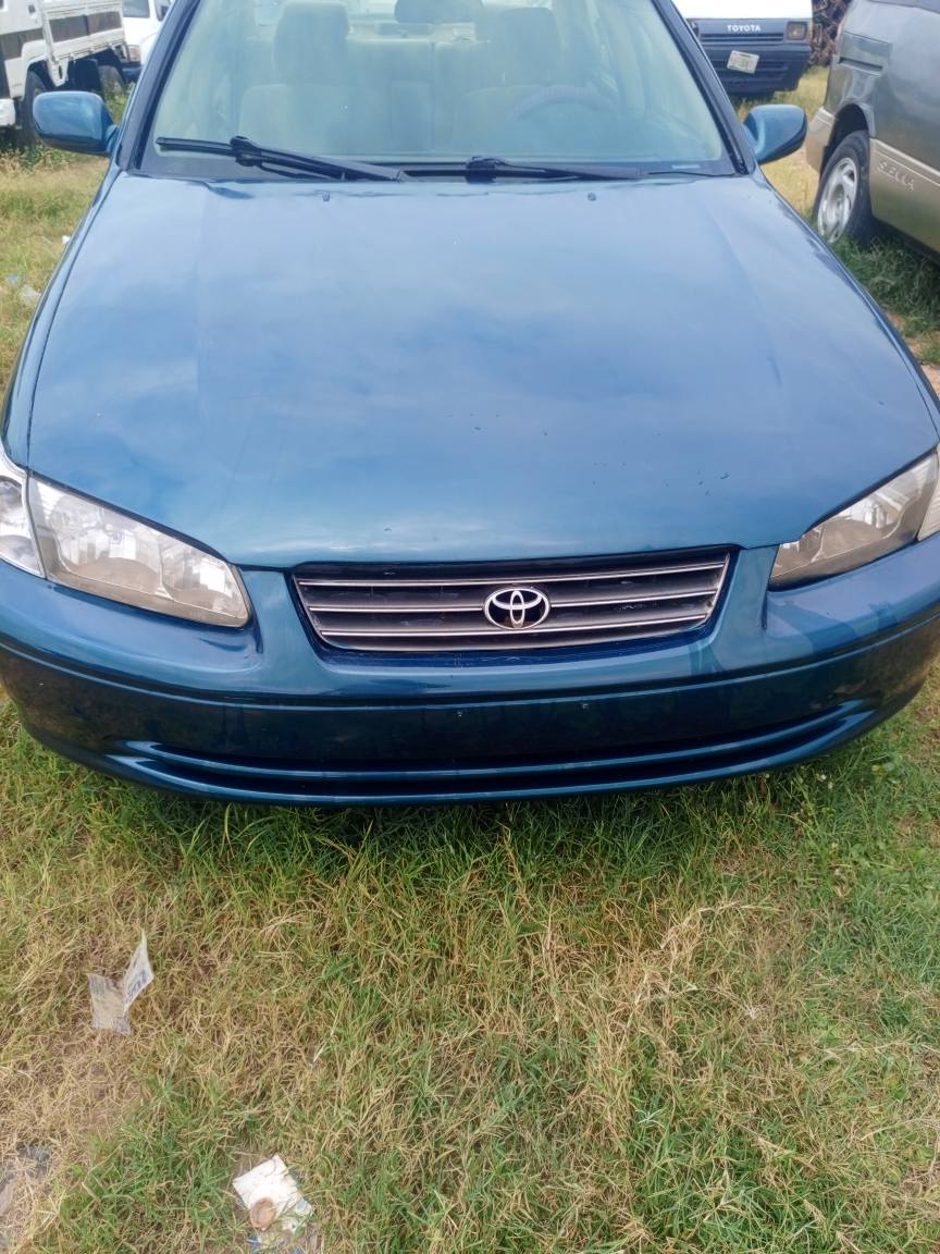 A picture of Toyota Camry 2002