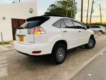 A picture of HARRIER LEXUS