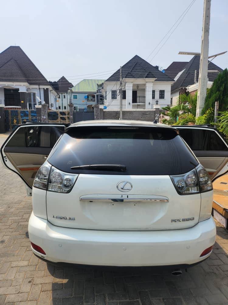 A picture of Lexus rx350 2009 Foreign used TOKUNBO ACCIDENT FREE DECEMBER IMPORT
