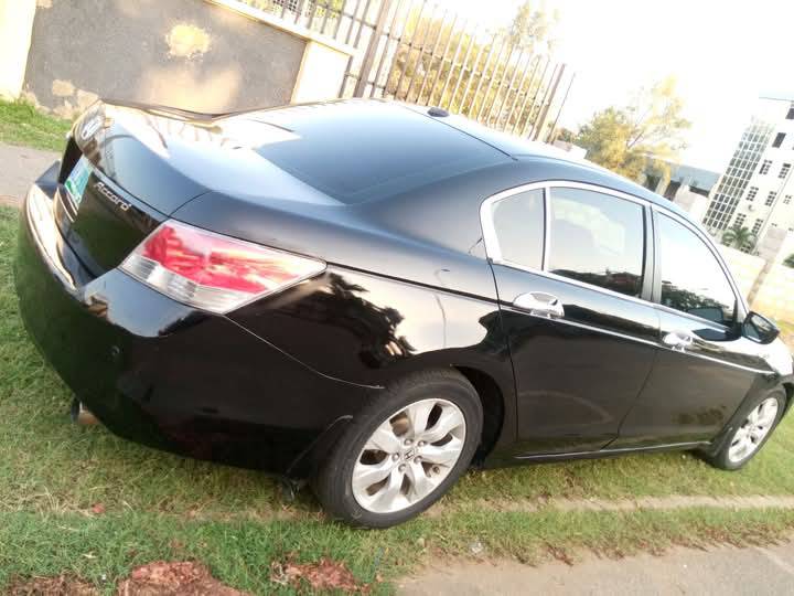 A picture of Honda Accord 2008