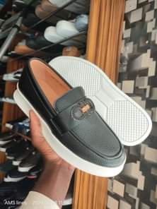 A picture of Available 40 42 45 46 29k WhatsApp call 08066070534