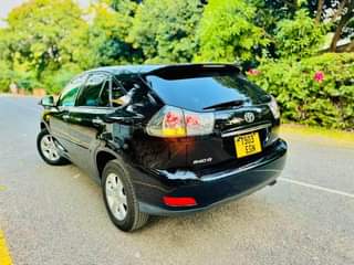 A picture of TOYOTA HARRIE ON SELL 0678402797 TSH 32 000 000