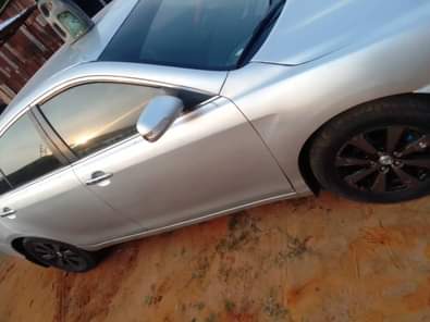 A picture of premium used 2008 Toyota Camry XLE with 4 plugs engine