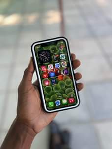 A picture of Iphone x