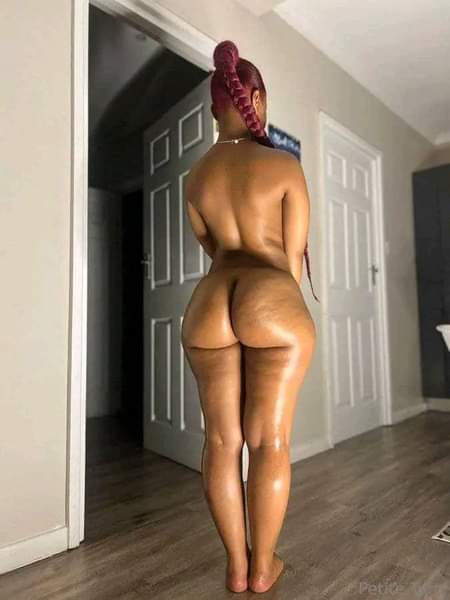 A picture of Oyagalaa Kuzinaa BULUNGI Round ku Round Yino engeri y okumatiza