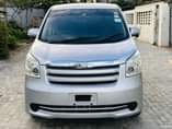 A picture of TOYOTA NOAH NEW