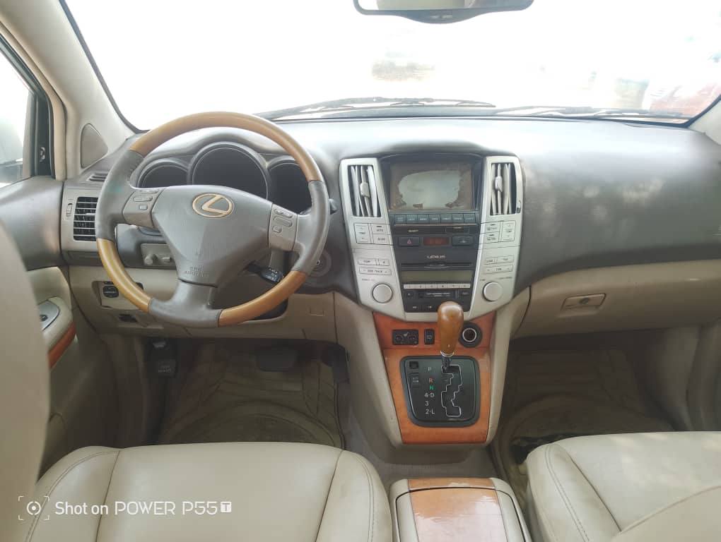 A picture of You can t beat this price Lexus 330 clean inside