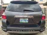 A picture of Toyota highlander 2011