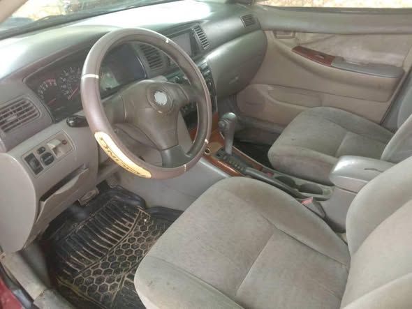 A picture of Toyota Corolla 2004