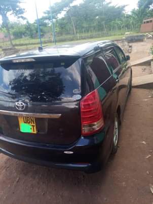 A picture of Toyota Wish