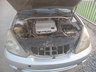 A picture of Lexus Es330 2004