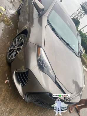 A picture of Direct 2018 Toyota Corolla Less than 6 months used thumbs
