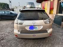 A picture of Registered Lexus RX 330 Baked on First Body Pan Remote