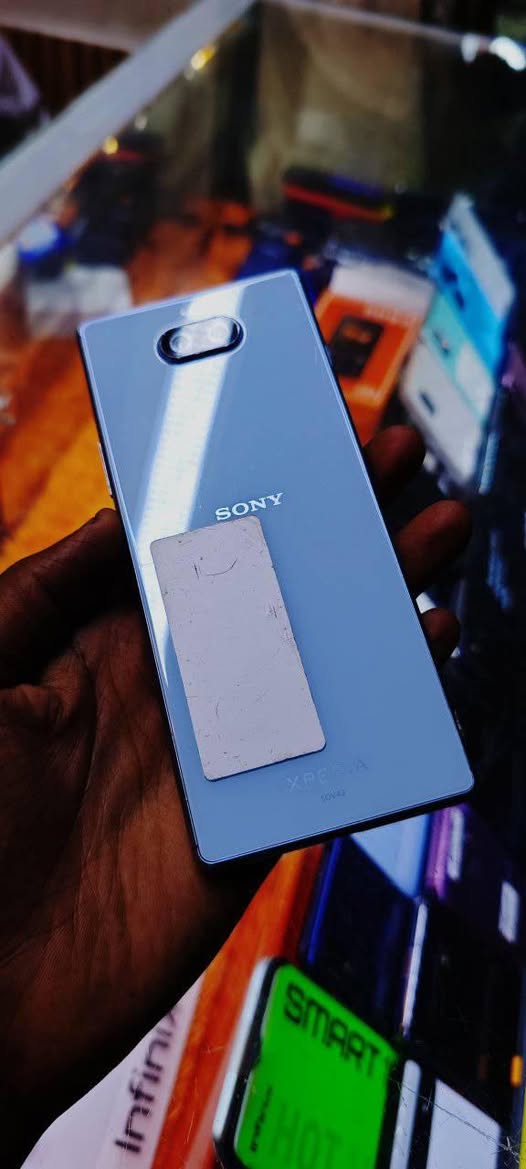 A picture of Sony Experia 8