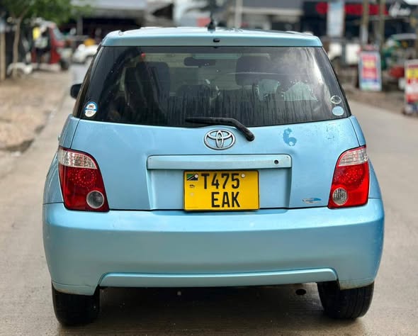 A picture of TOYOTA IST 0714058883