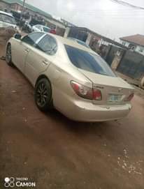 A picture of Lexus ES330 2004