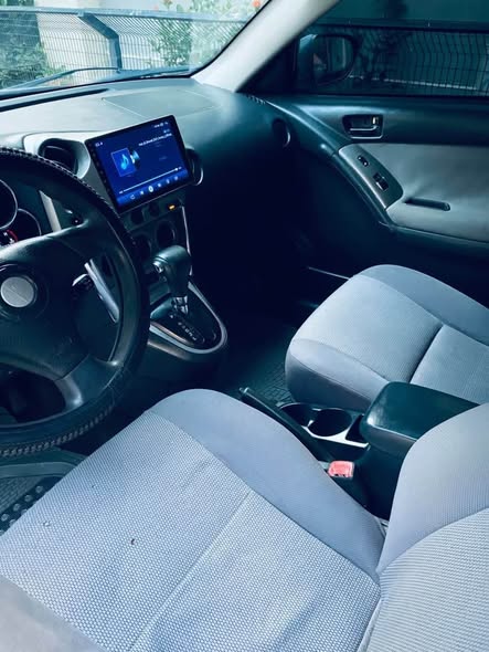 A picture of Ado motors kaduna BELGIUM ESCAPE TOYOTA PONTIAC VIBE 2006 MODEL