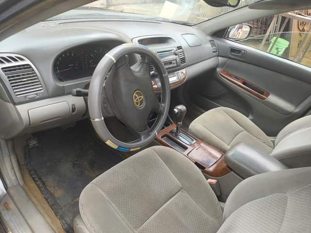 A picture of Toyota Camry 2004