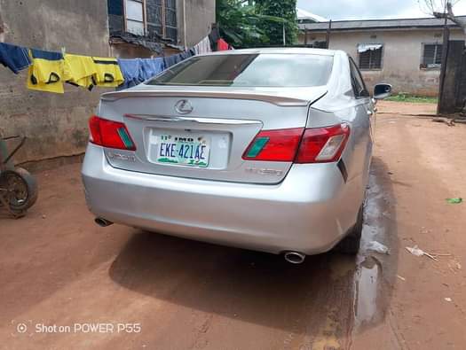 A picture of Super Distress sale owner needs urgent money Clean Lexus ES
