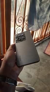 A picture of Infinix note 30 256gb storage