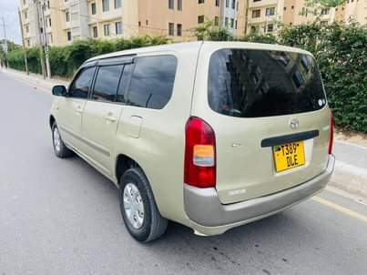 A picture of PROBOX Bei 10M 0713020919 Cc 1490 Low mileage New 4