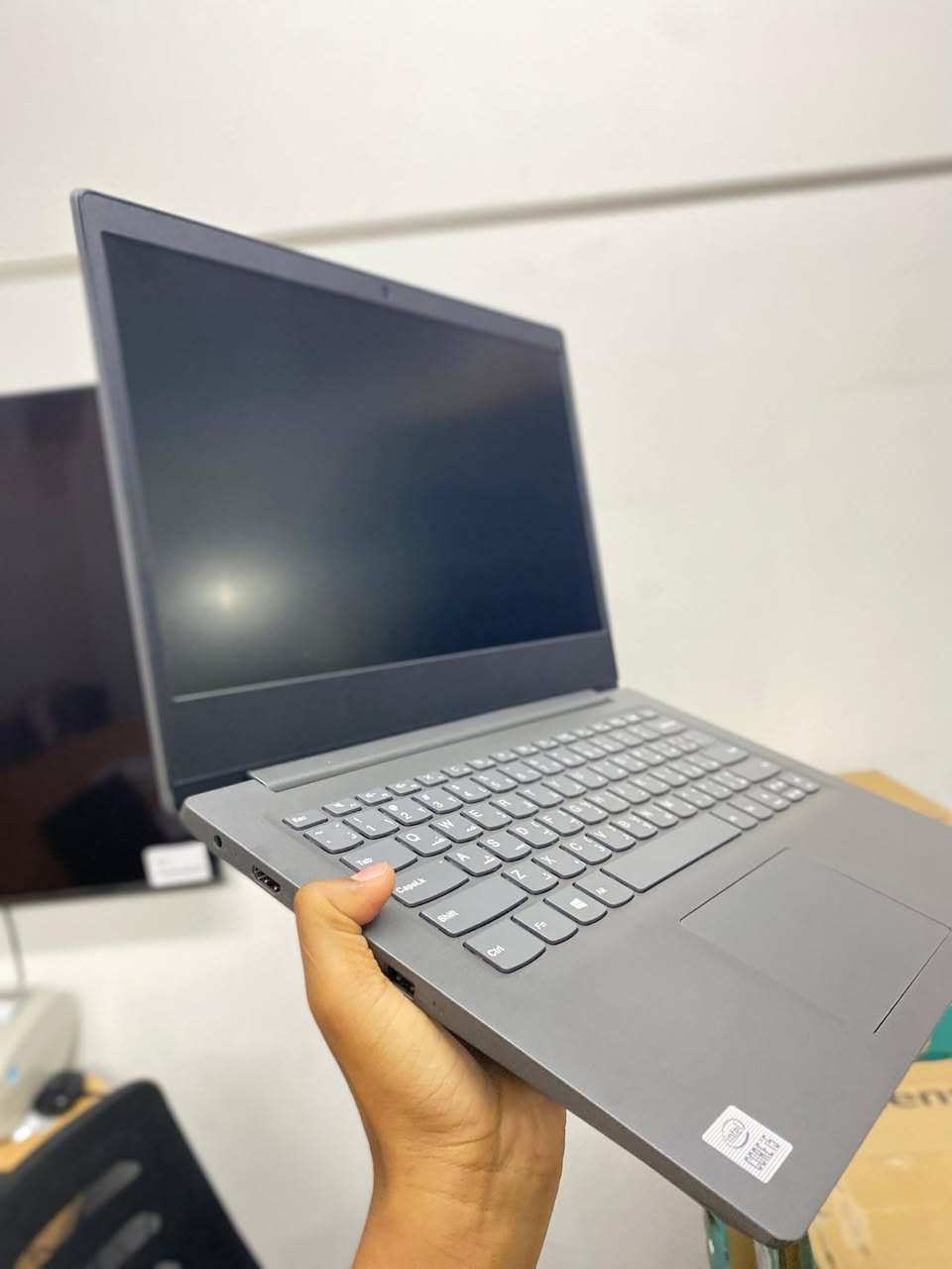 A picture of Lenovo ThinkBook 16 G6 IRL Arctic Grey
