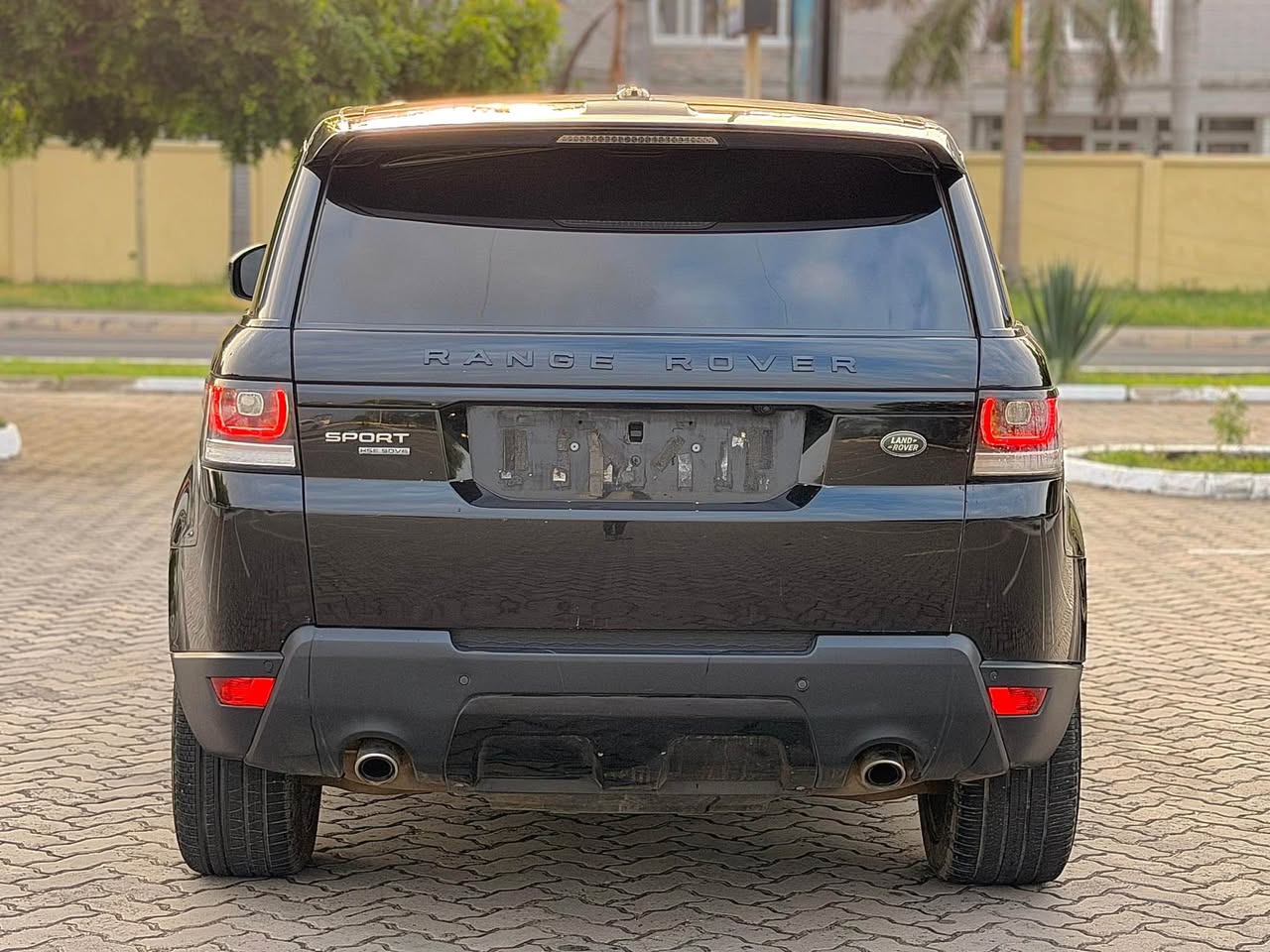 A picture of RANGE ROVER SPORT PRICE 110M Registration 0765242424 Call WhatsApp INSTAGRAM