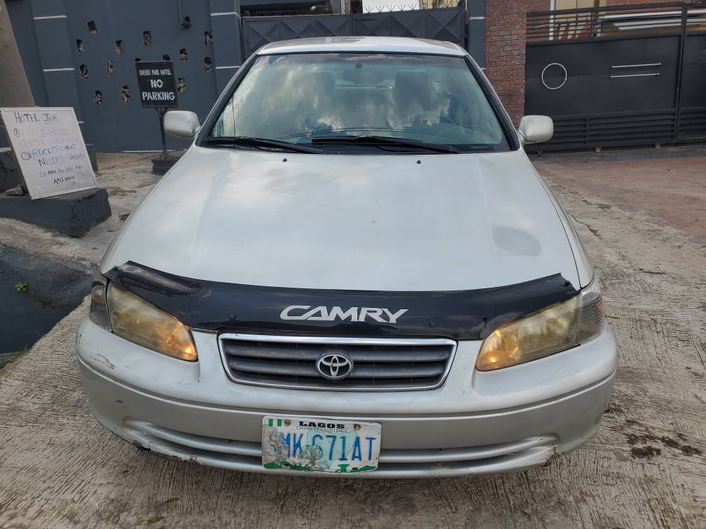 A picture of Reg. Camry 2000