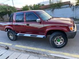 A picture of TOYOTA HILLUX PICK UP BEI MILIONI 22