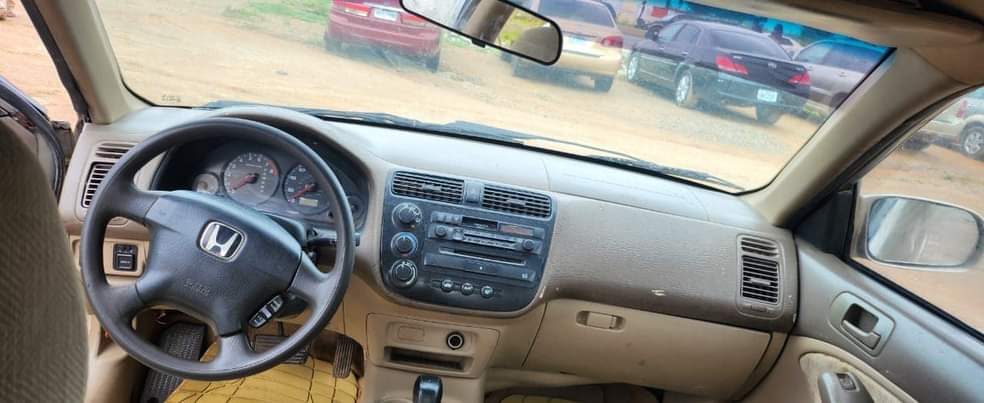 A picture of 2002 HONDA CIVIC