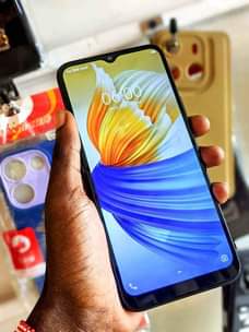 A picture of INFINIX HOT 11 PLAY 64GB