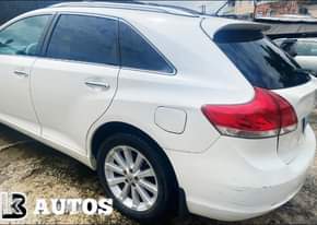 A picture of KB AUTOs Sharp first body and user Toyota Venza full