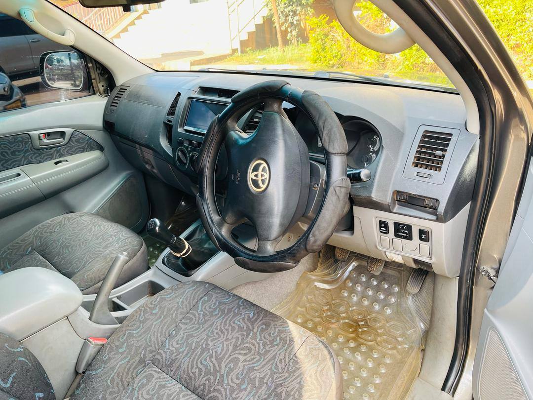 used toyota hilux