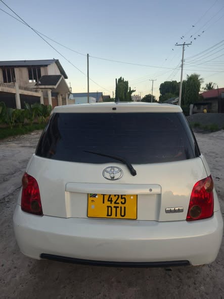 A picture of Toyota IST