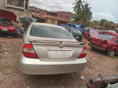 A picture of Hurry hurry hurry Toyota Camry big daddy engine and gear