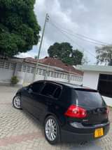 A picture of Vox wagon