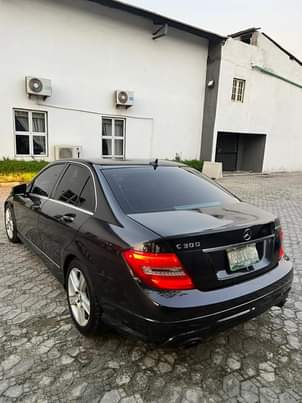 A picture of FRESH TOKS 2012 UPGRADED 2015 MERCEDES BENZ E350