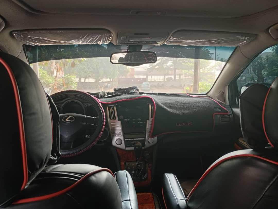 A picture of VERY SOUND RX 330 FOR SALE EVERYTHING WORKING VERY WELL