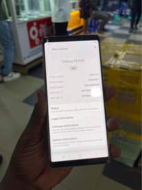 A picture of At 300k note 8 with an invisible line 64gb 6gb