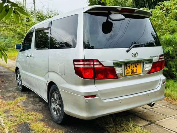 A picture of TOYOTA ALPHARD DLJ TSH 13 900 000