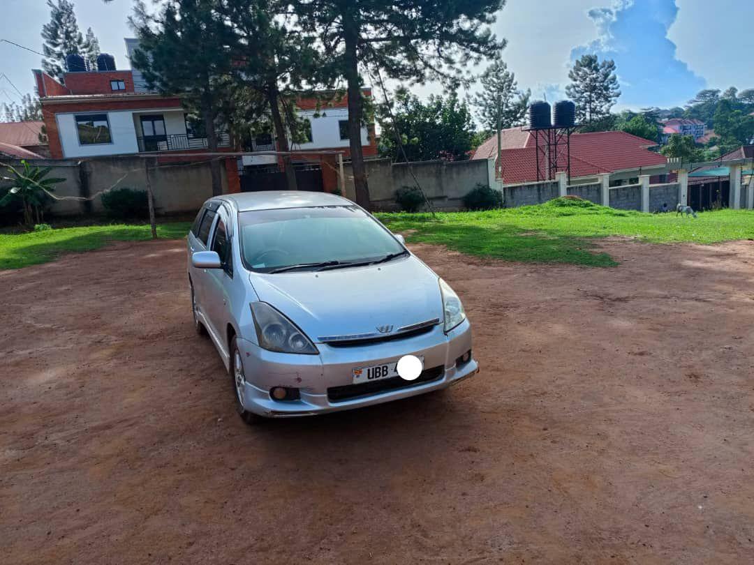 A picture of TOYOTA WISH