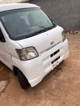 A picture of Direct Belgium mini bus hijet automatic gear complete seats 1