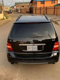 A picture of 2006 used but not registered Mercedes benz ML350 reverse camera