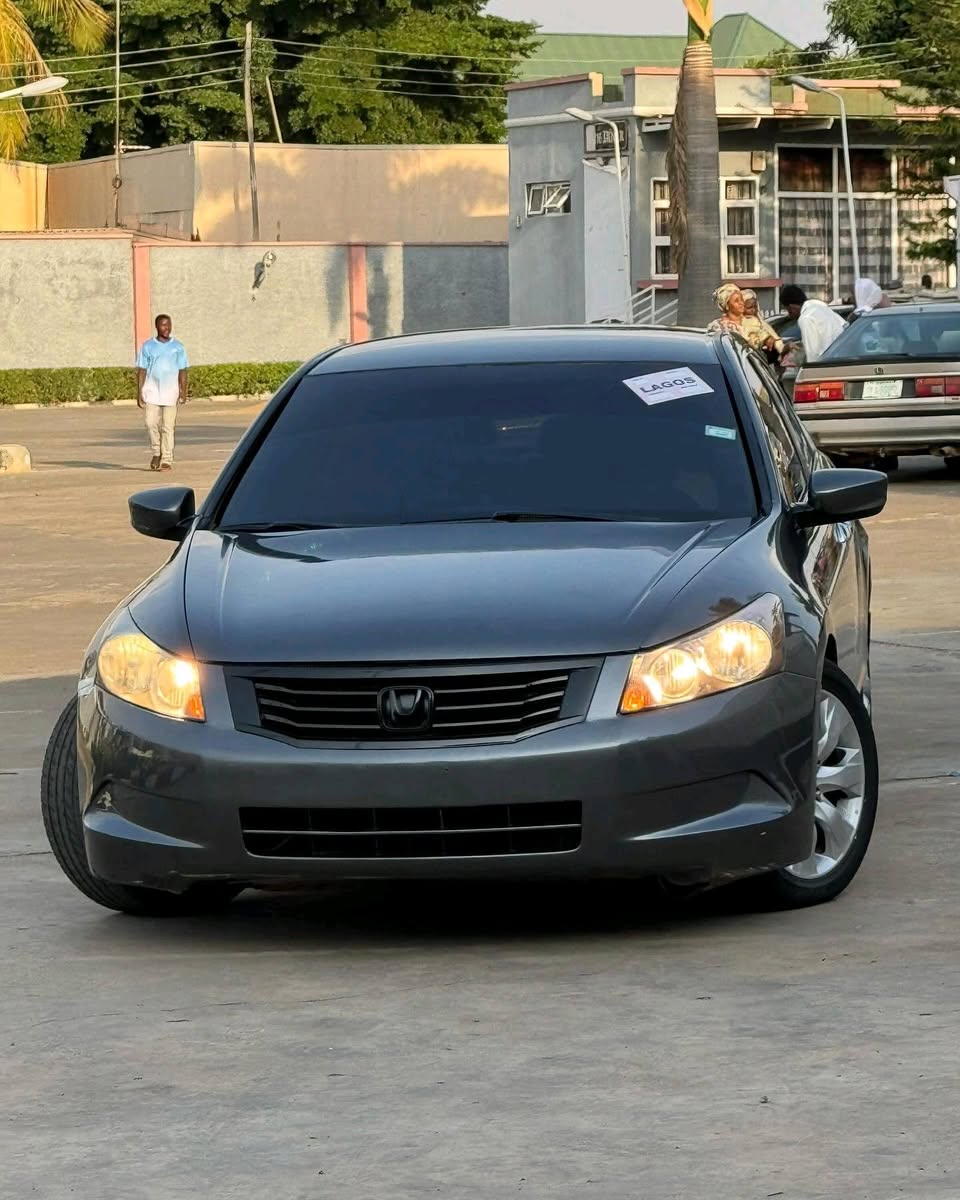 A picture of Honda Accord For sale