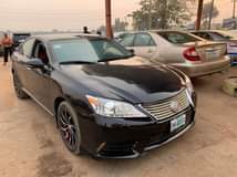 A picture of DISTRESS SALES dealers hop on this Lexus ES350 2009 model