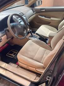 A picture of 2005 Honda Accord LE