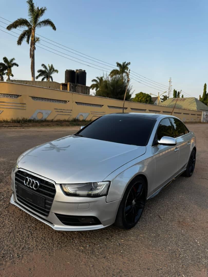 A picture of 2013 Audi RS4