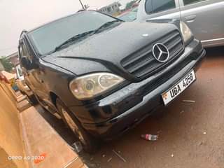 A picture of Mercedes Benz ML Petrol