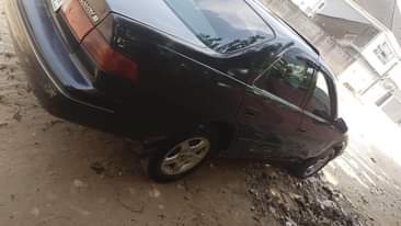 A picture of 2001 Toyota Camry